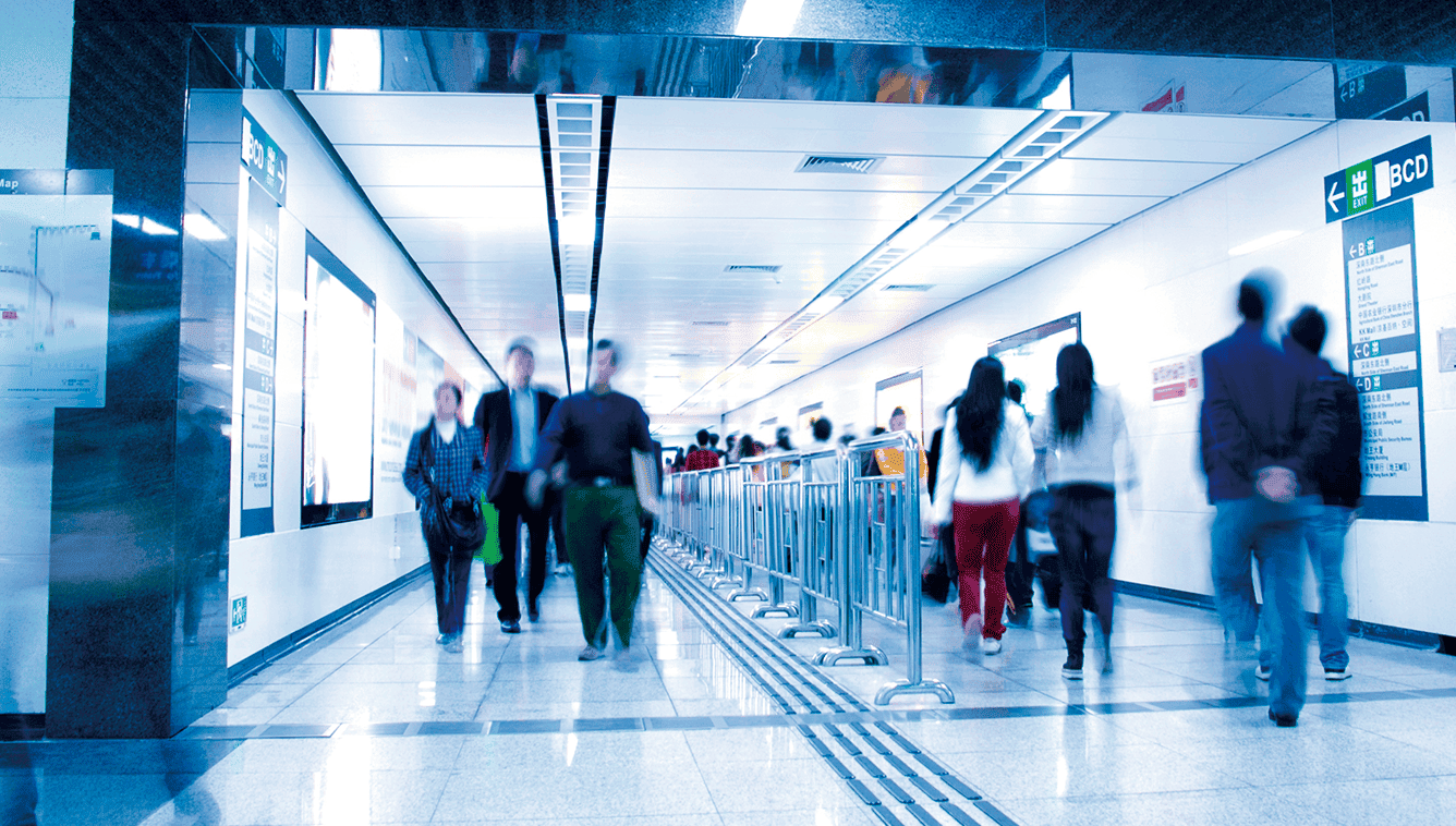 Segnalazione dinamica ideale per le stazioni del trasporto pubblico e strutture commerciali.